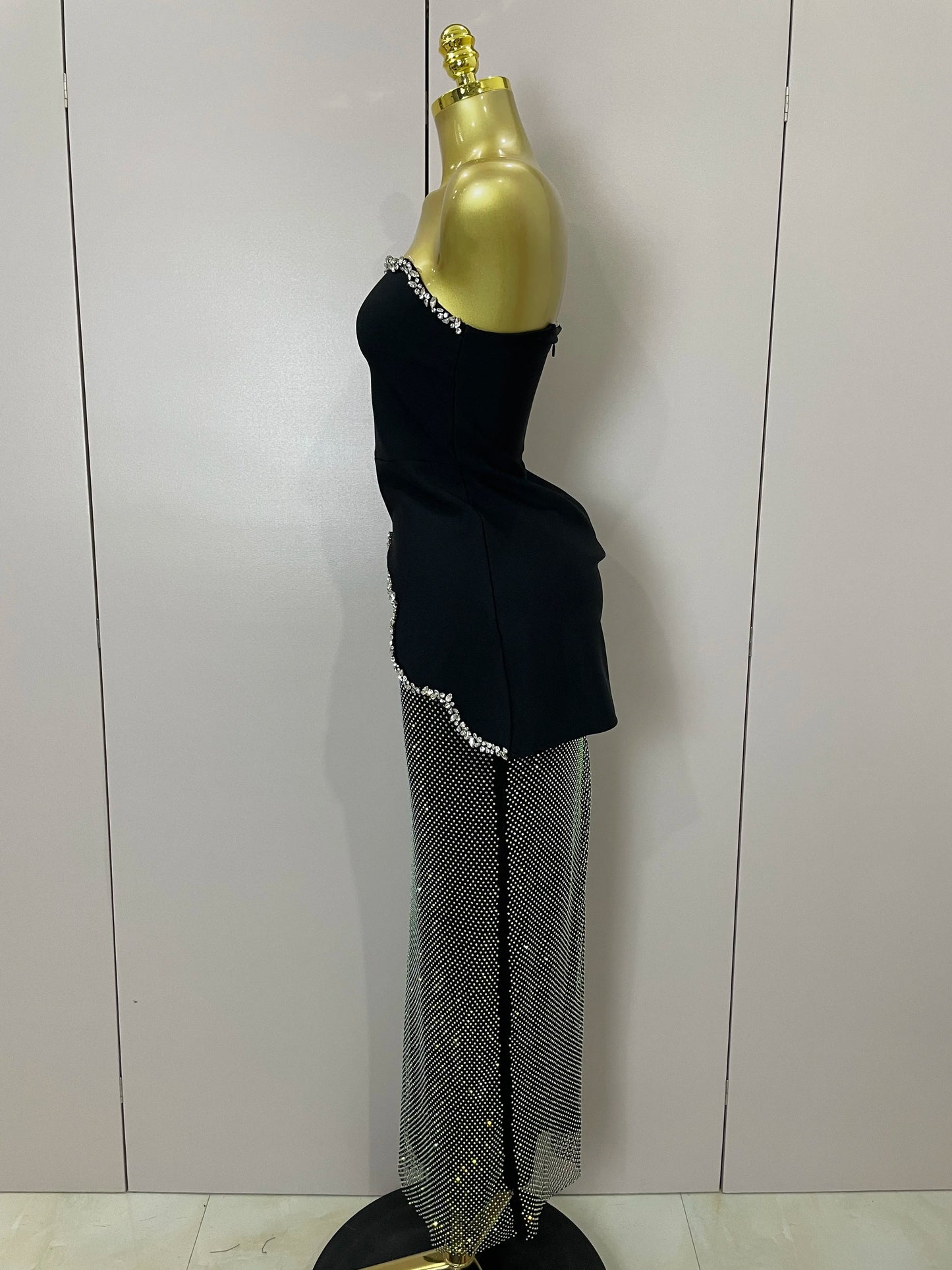 Luxury Birthday Gown High Quality Black Design Sleeveless Diamonds Top And Hot Diamond Skirt Suit Evening Party Dress